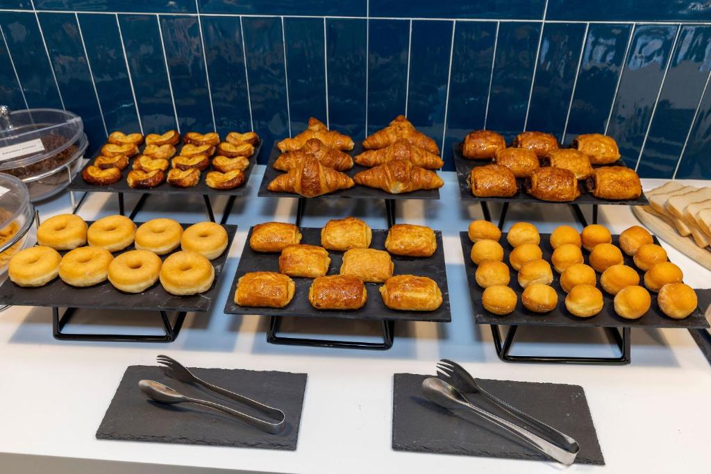 Travelodge Alicante Puerto - Resim 45