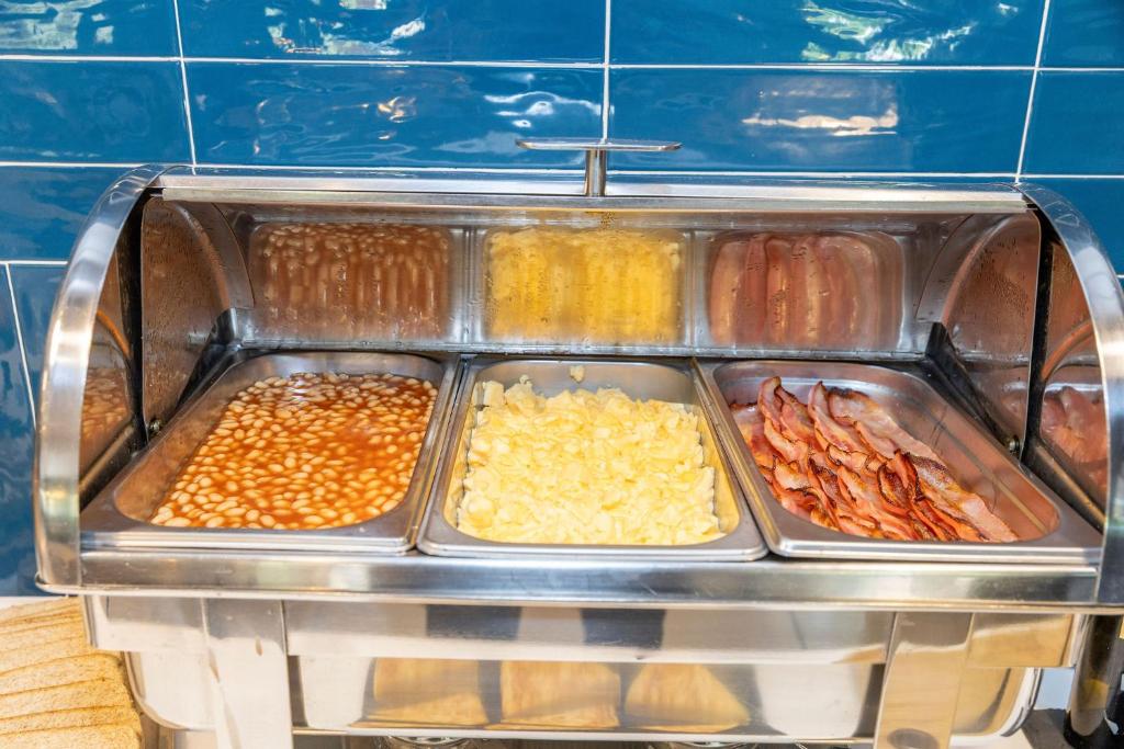 Travelodge Alicante Puerto - Resim 43