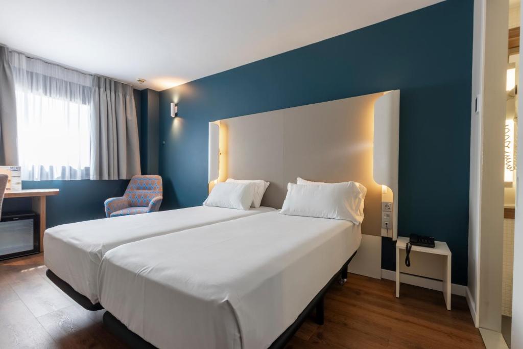 Travelodge Málaga Airport - Resim 9