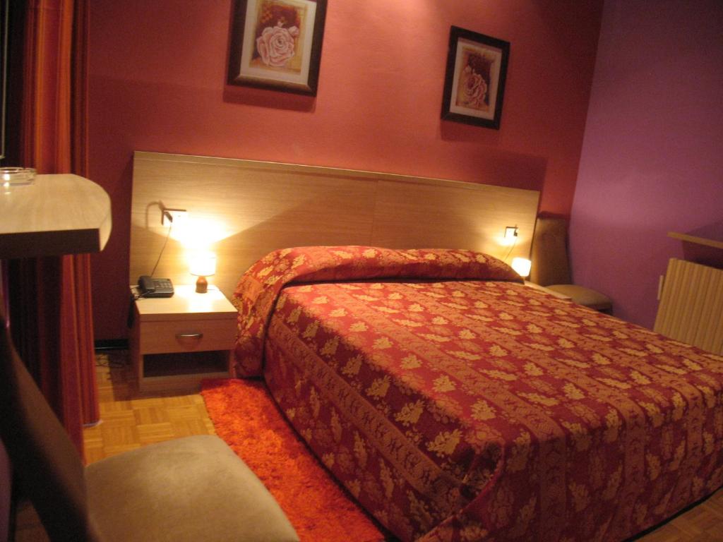 Albergo Ristorante Monterosa - Habitación Doble Con Balcón