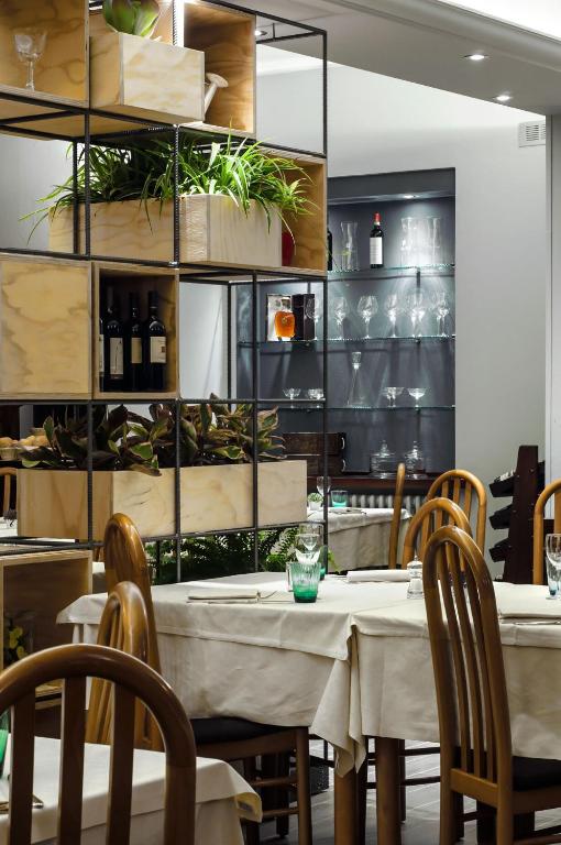 Restaurace v ubytování Hotel dell'Angelo