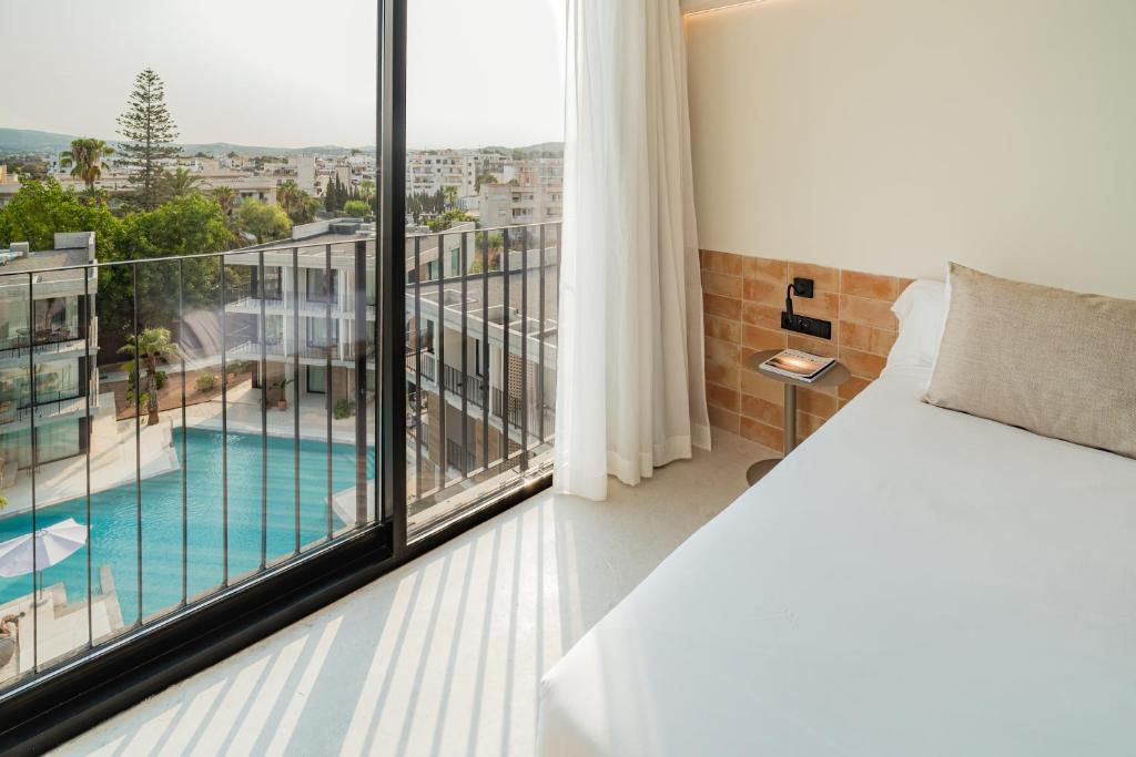 Chambre Double Sunchaser - Vue sur Piscine
