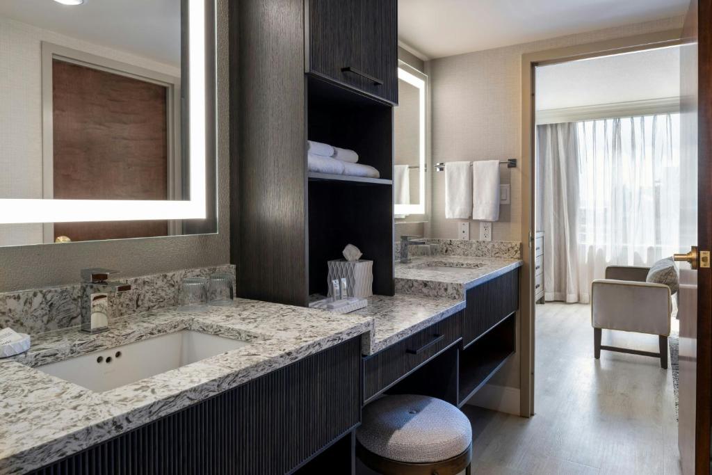 Victoria Marriott Inner Harbour - Resim 29