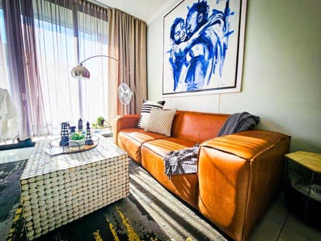 Χώρος καθιστικού στο Luxurious, affordable Ellipse apartment
