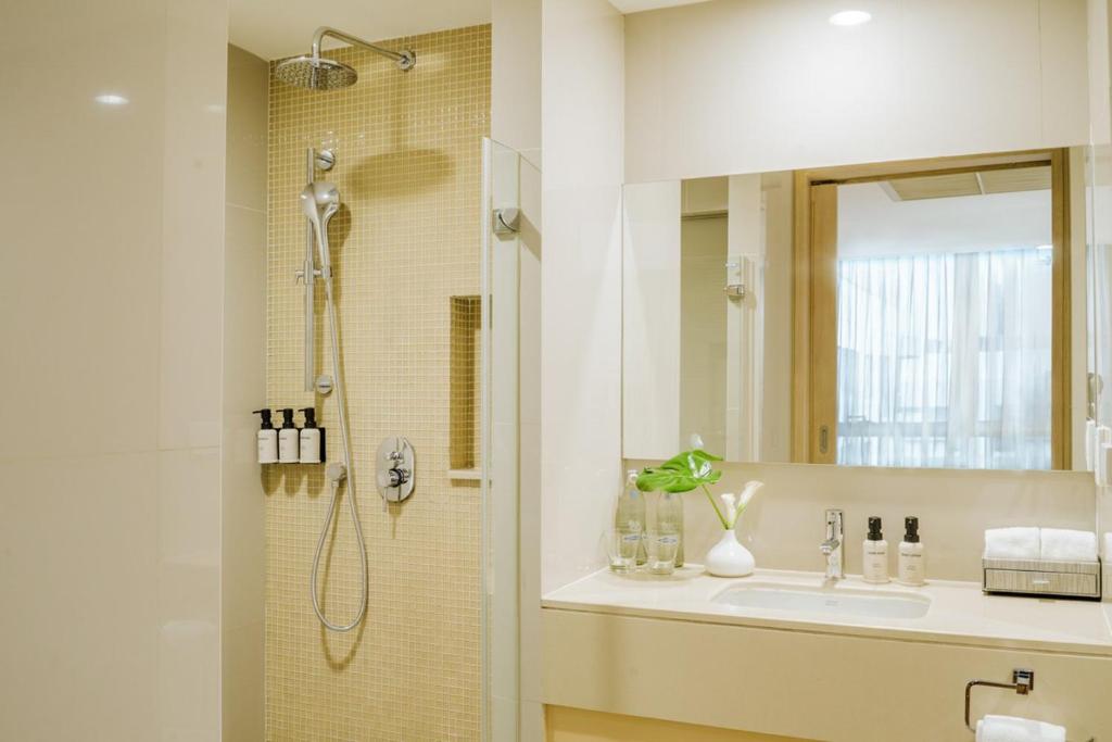 Shama Petchburi 47 Bangkok - Resim 37