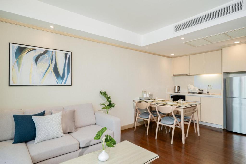 Shama Petchburi 47 Bangkok - Resim 18