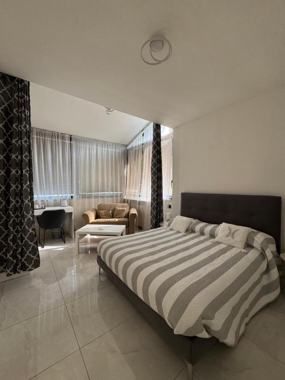 B&B Orio Affittacamere Foresteria Lombarda - Double Room With Private Bathroom
