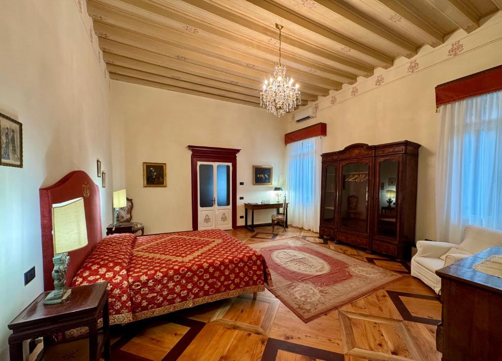 B&B Palazzo Zironda - Deluxe Kamer Met Kingsize Bed