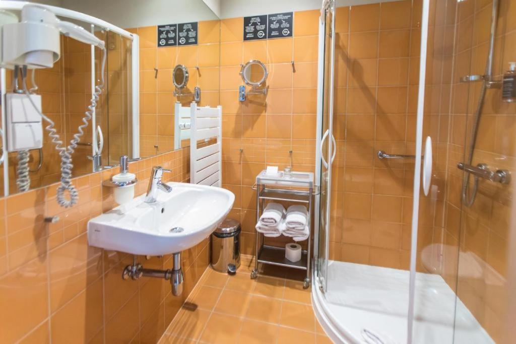 Hotel Restauracja Tenis Kortowo - 12