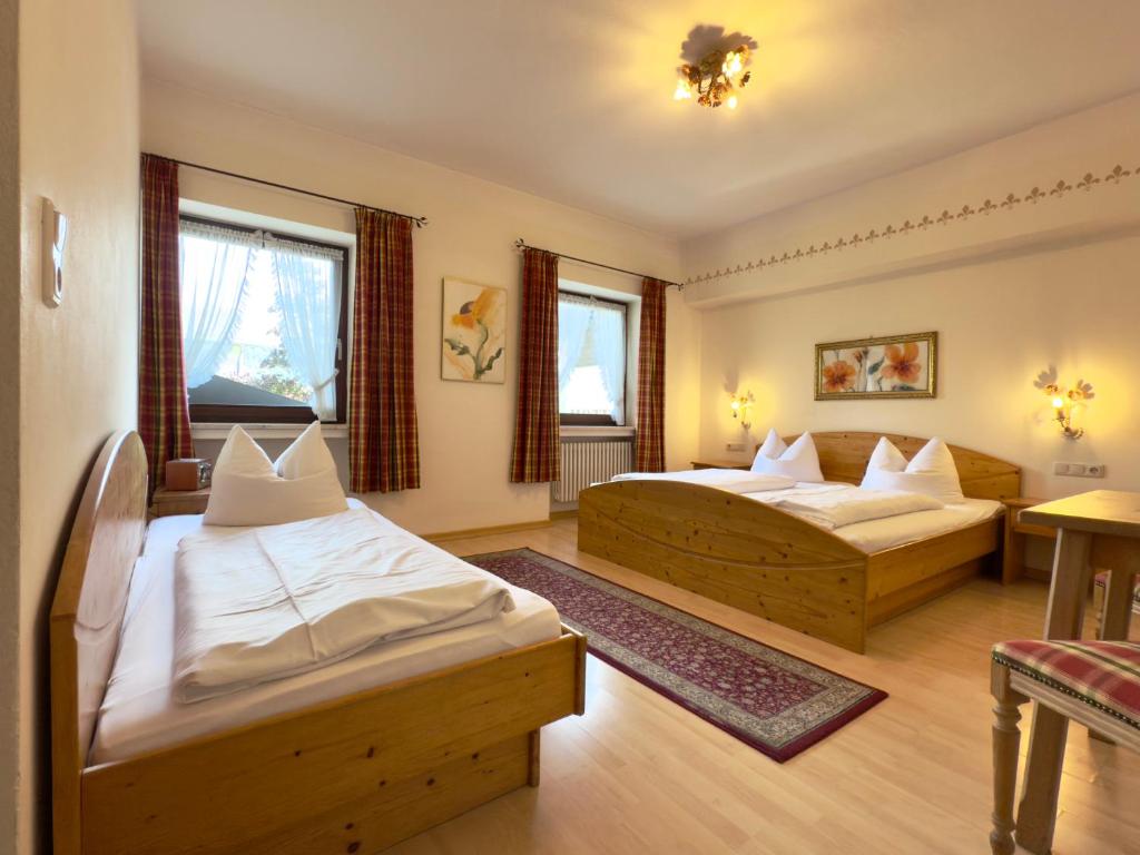 Hotel Forsthaus Oberau - Dreibettzimmer