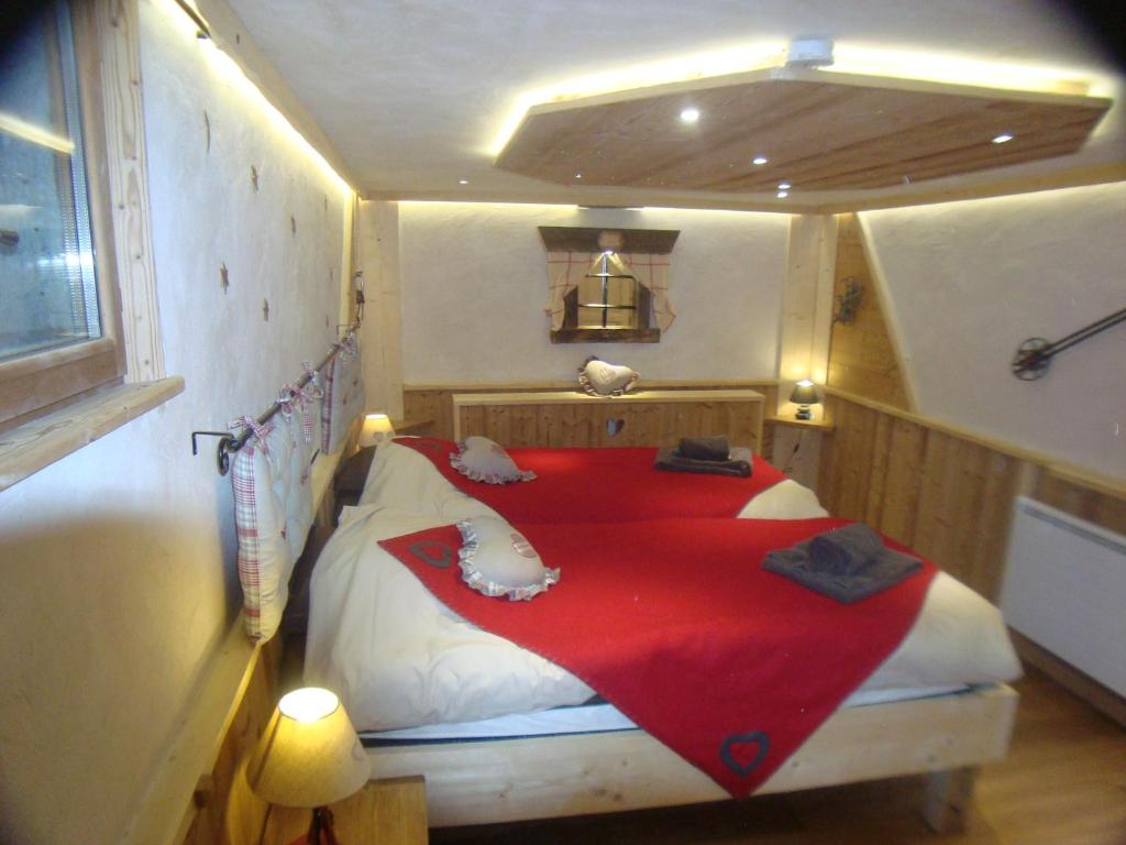 Postel nebo postele na pokoji v ubytování Chalet l'Avalin