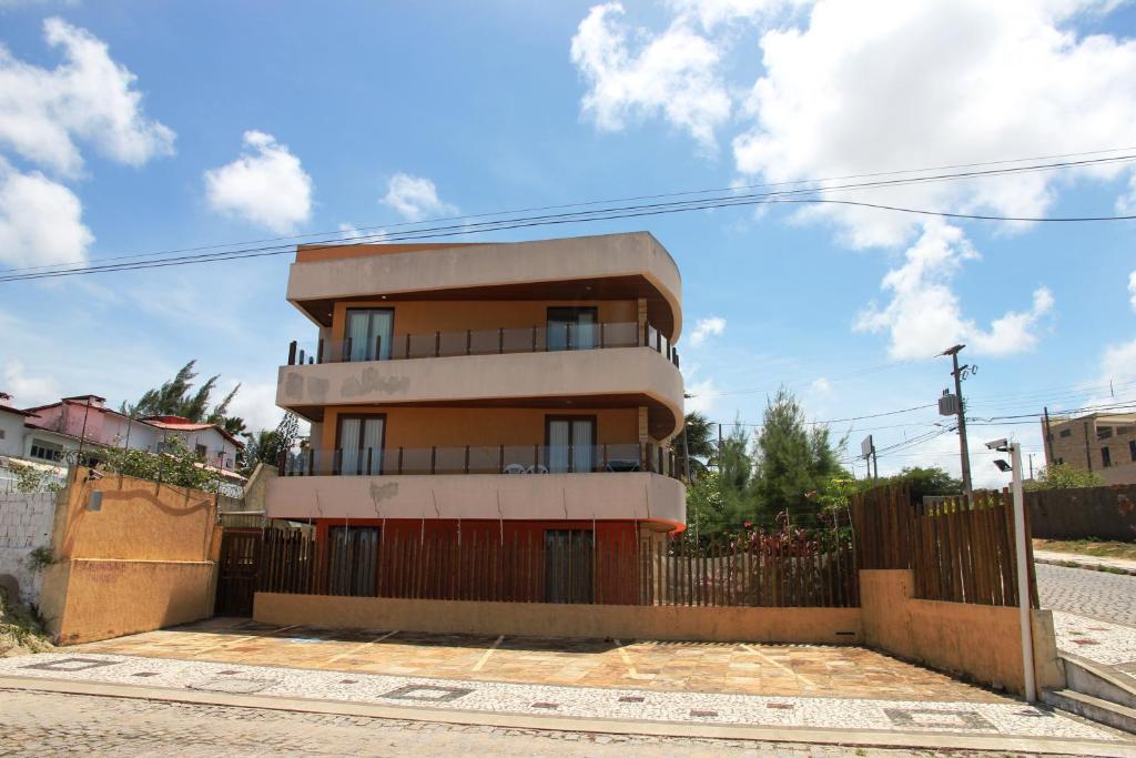  Picasso Flat