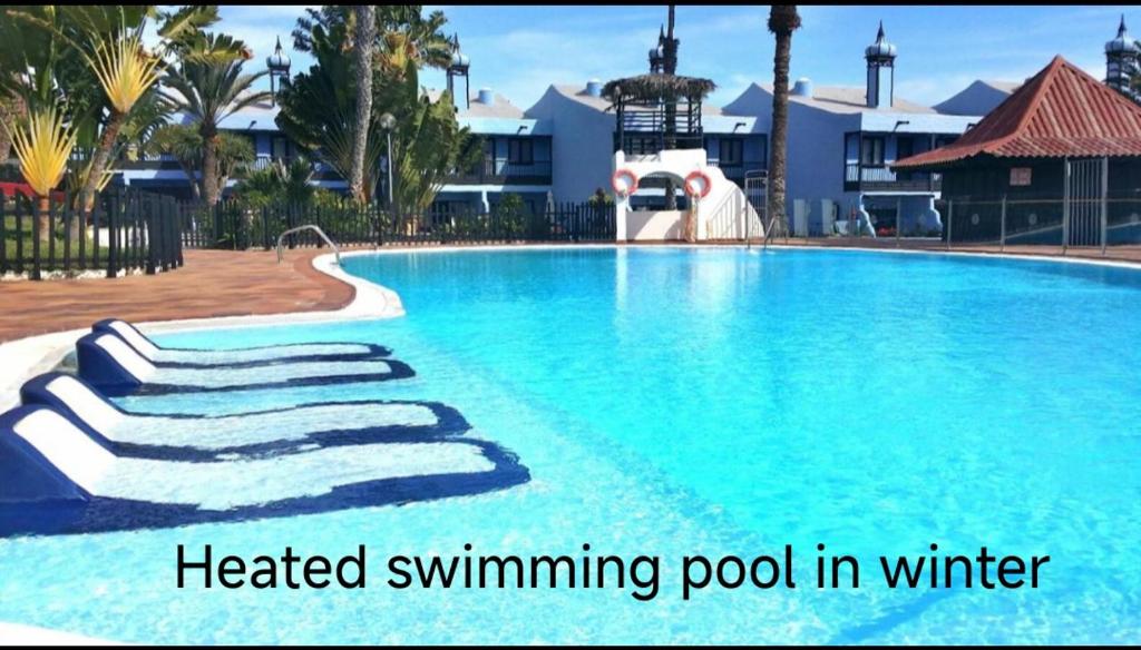 Hồ bơi trong/gần Apartment Sun Club