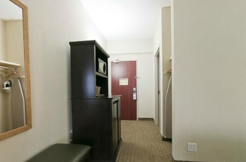 Holiday Inn Express Hotel & Suites Ottawa Airport by IHG - Resim 12