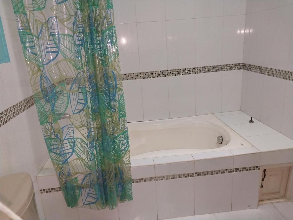 Departamento Económico # 301