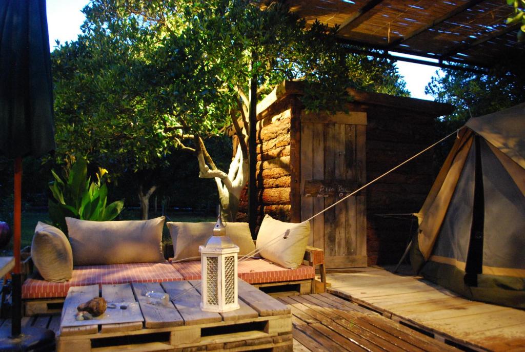 Posezení v ubytování Campo Portakal Eco Glamping