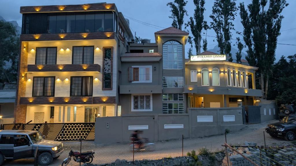 Imagen de la galería de PYRAMID LODGE, en Skardu