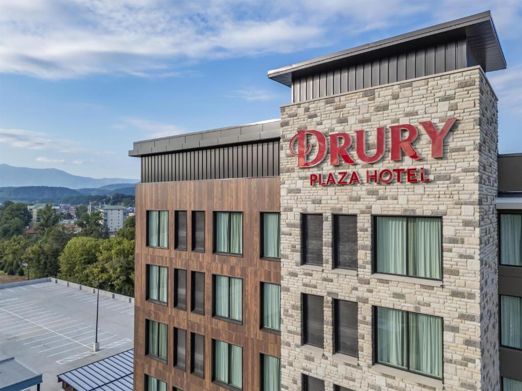 Drury Plaza Hotel Pigeon Forge photo