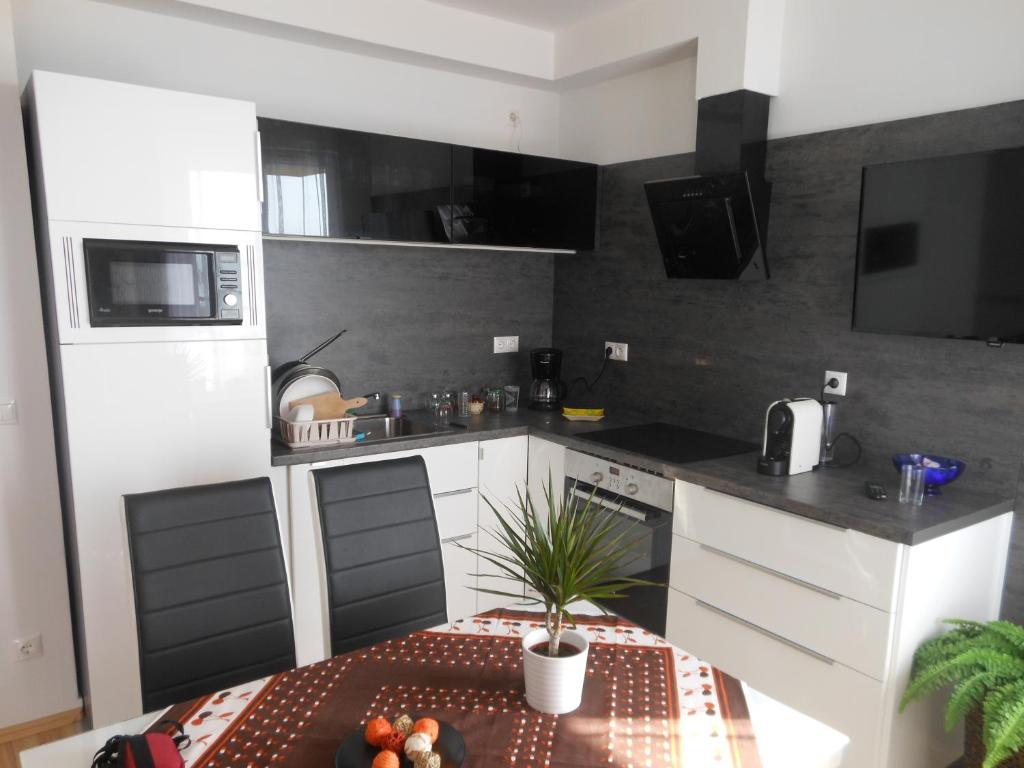 Galerius Golden Beach Apartment - Superior Apartment