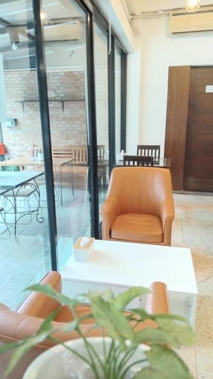 Jonah Hotel - Resim 11