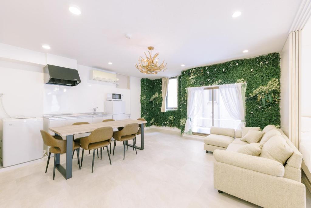 8min walk from Shibuya Sta