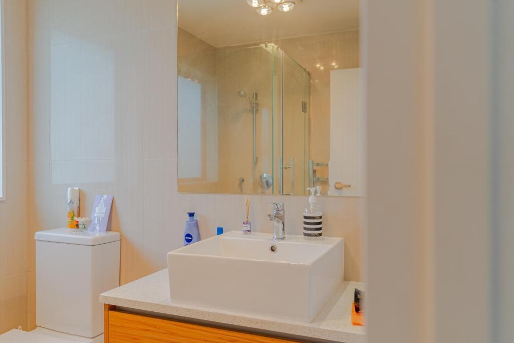 48 Chands - Resim 15