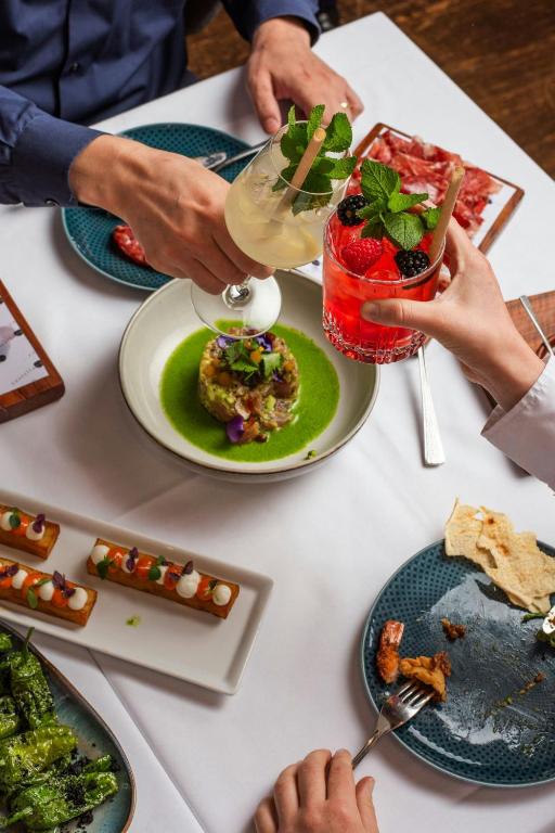 Neues Schloss Privat Hotel Zurich, Autograph Collection - Resim 35