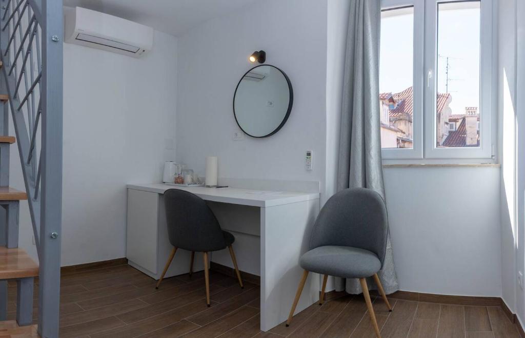 Luxury Rooms Rustic Chic - 5