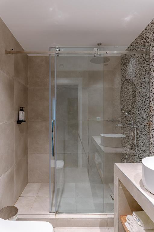 Vagabond Guesthouse - 19