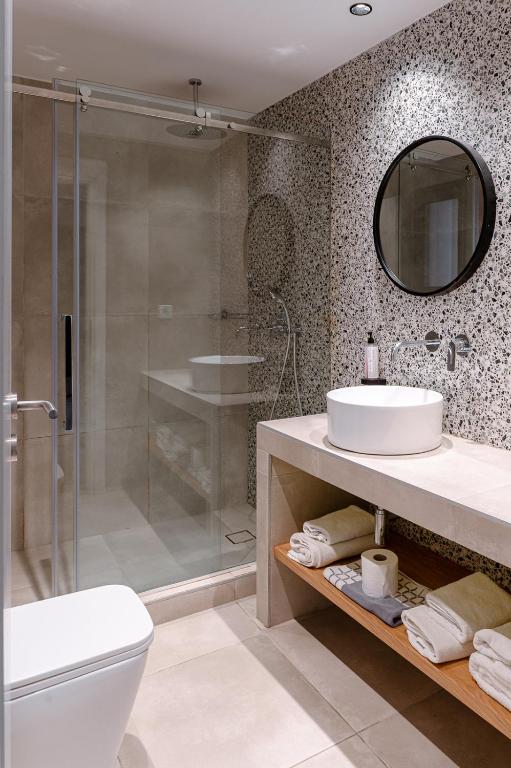 Vagabond Guesthouse - 17