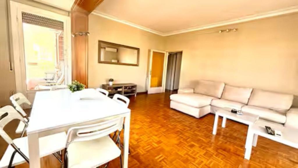 S4D Villarroel Clinic