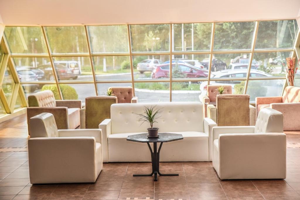 Posezení v ubytování Q Hotel