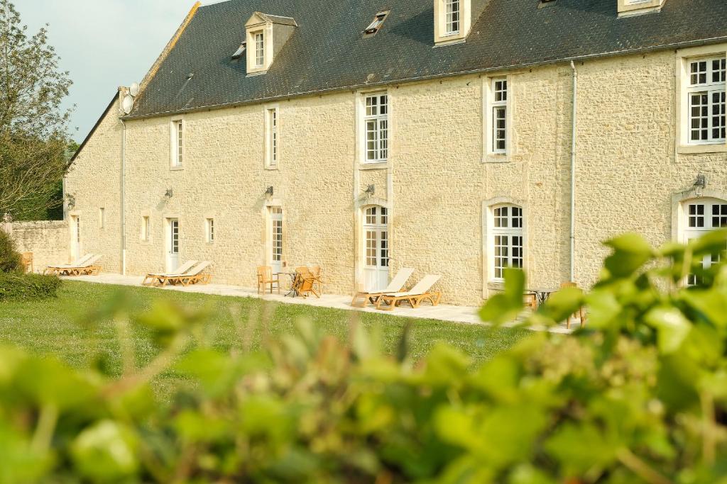 Hôtel Le Manoir De Mathan Crépon à la campagne 5 mn d'Arromanches et 10 mn de Bayeux - 小型套房 - 三人间