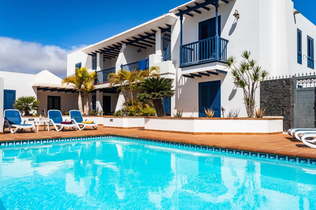 Marina Rubicon Apartments number 4