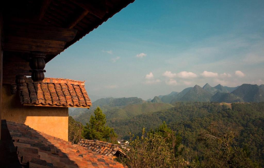 Phong cảnh thiên nhiên gần nhà nghỉ nhỏ