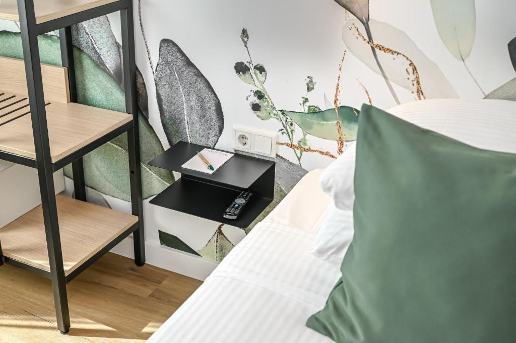 Court Garden Hotel - Resim 5