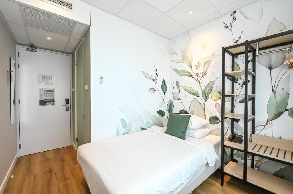 Court Garden Hotel - Resim 32