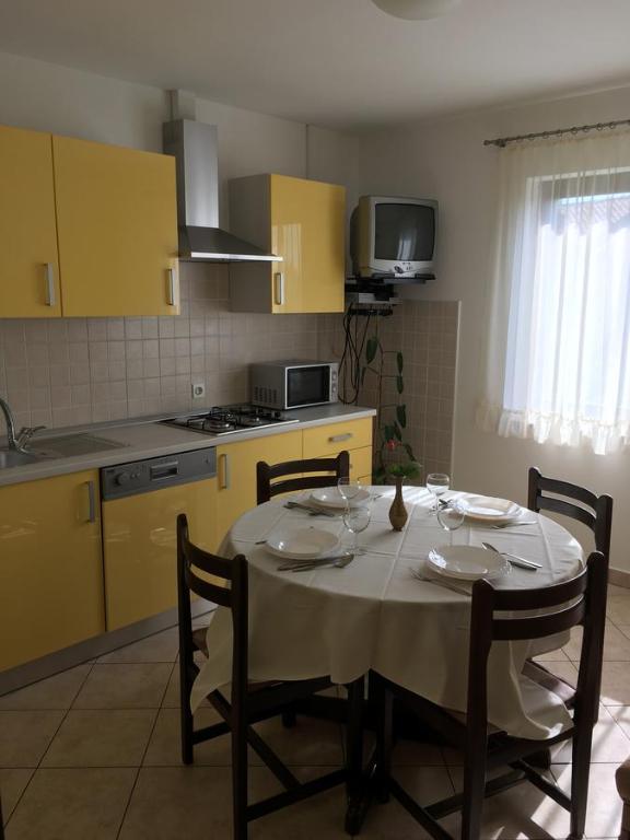 Kuchyň nebo kuchyňský kout v ubytování Apartments Wagner