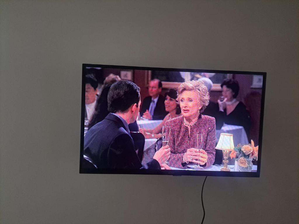 Et tv og/eller underholdning på Monoambiente dividido reciclado céntrico