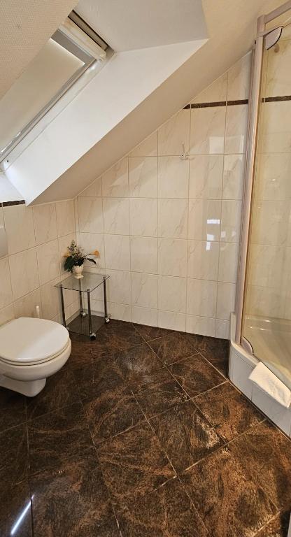 Hotel Ochsen Stuttgart - Resim 9