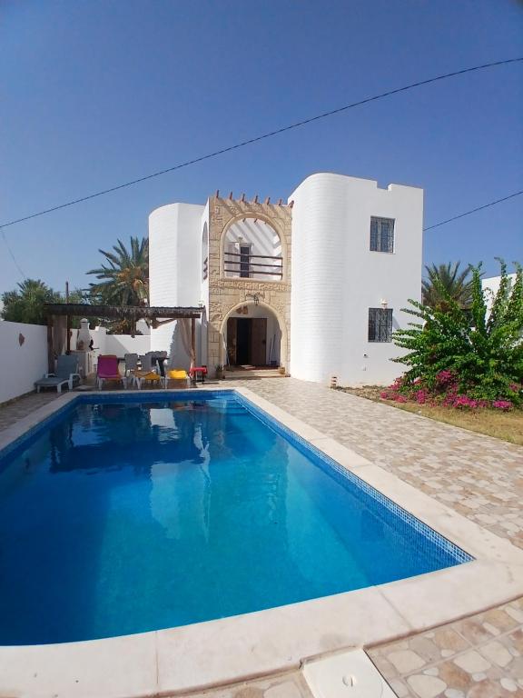 Бассейн в Villa Emma piscine sans vis à vis или поблизости