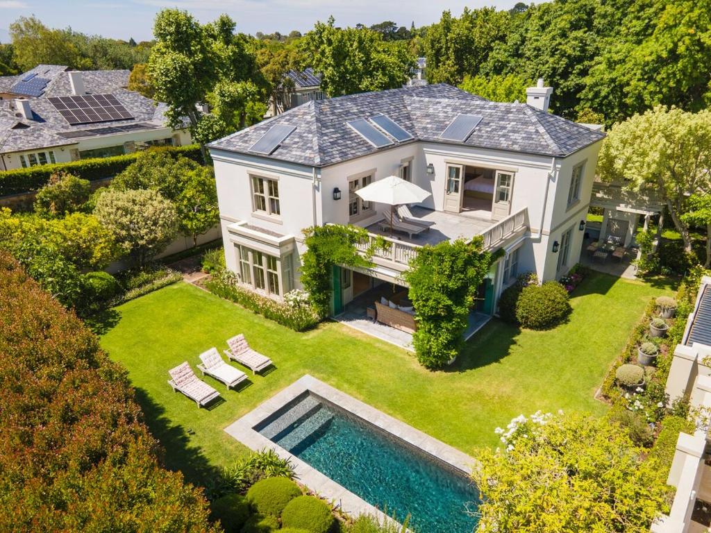 Swimmingpoolen hos eller tæt på Villa High Court