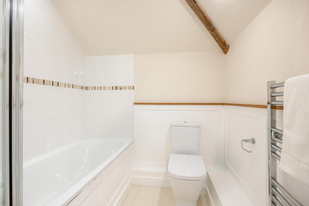 Koupelna v ubytování Plough Cottage