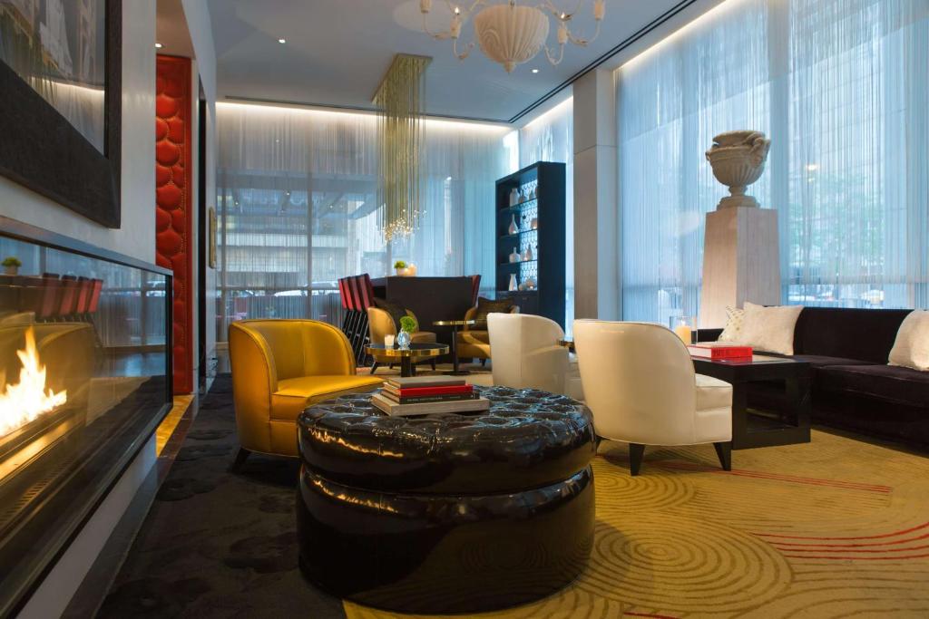 The Royal Sonesta Chicago River North photo