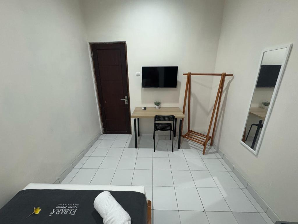 Elbara Guest House Syariah - Einzelzimmer Mit Eigenem Bad