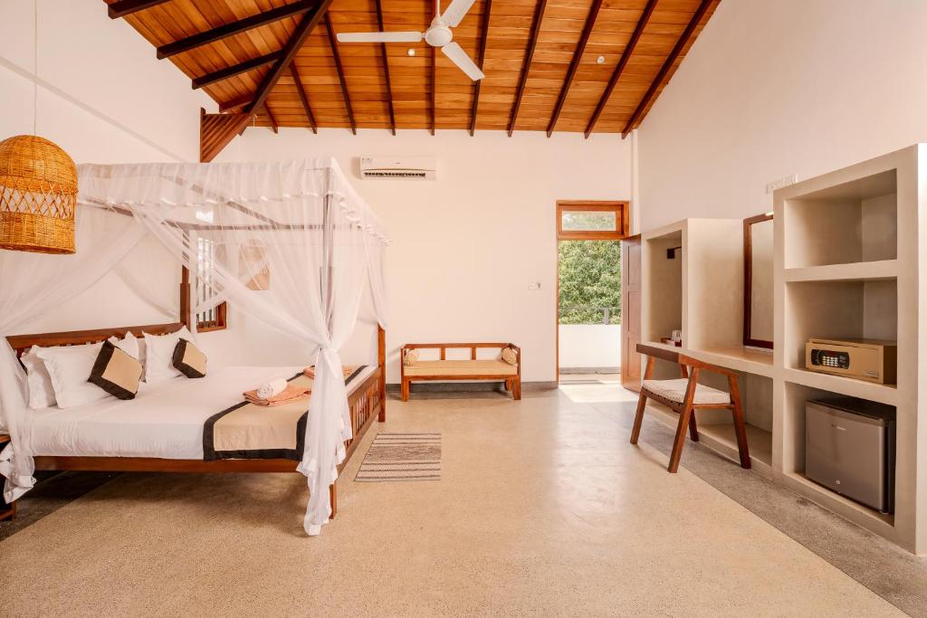 Serenity Boutique - Unawatuna - 6