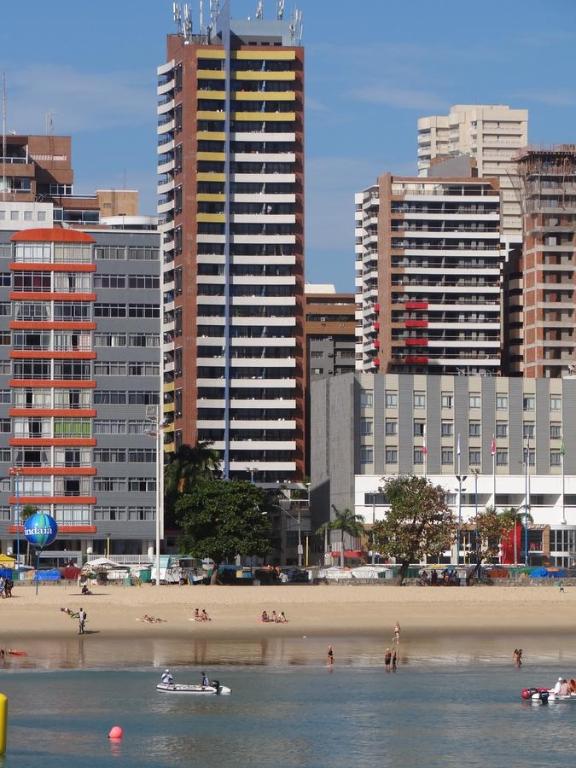  Apartamento Em Andar Alto com Vista Mar Meireles
