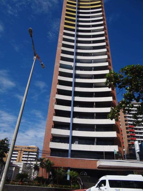  Apartamento Em Andar Alto com Vista Mar Meireles