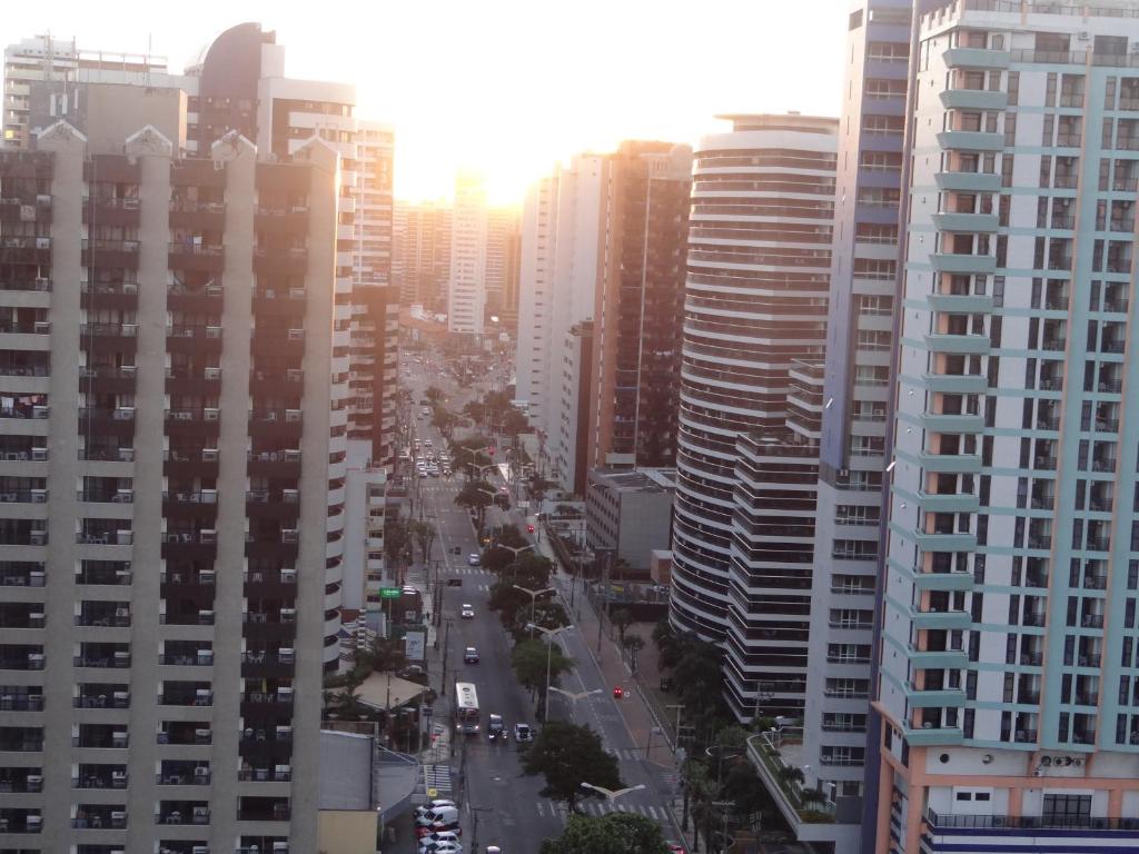  Apartamento Em Andar Alto com Vista Mar Meireles