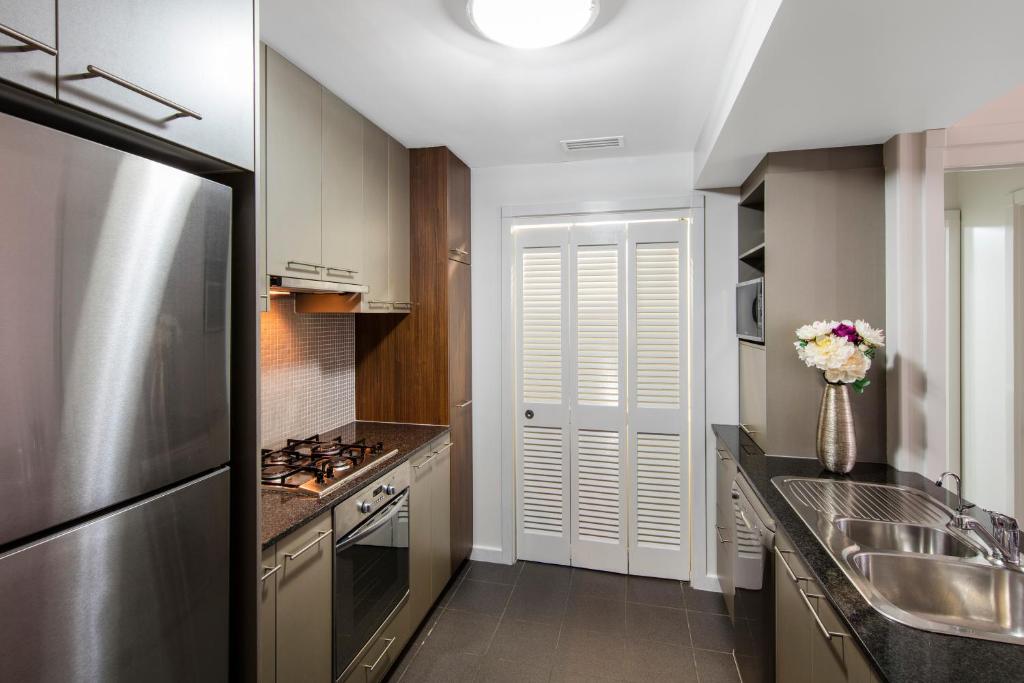 Oaks Brisbane Mews Suites - Resim 26